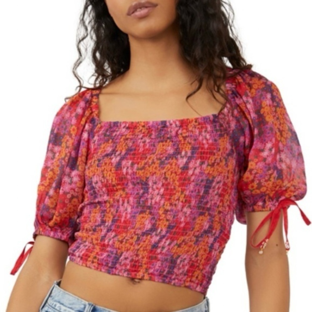 Free People Back On Top Smocked Cropped Puff Sleeve Tie Blouse Red Size Large